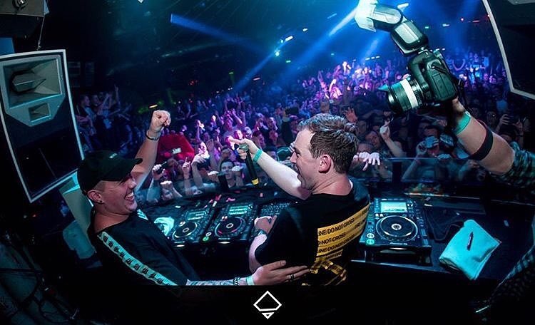 mexico_hardwell's tweet photo. This JANUARYYYYY π±π₯ NEW COLLABBBBB π @HARDWELL AND @DRPHUNKMUSIC ππ #O7O11988 #30Years #Like #RobbertVanDeCorput #ArstedseSluis #Adult #MyEverything #Collab ππ· https://t.co/t5f7c0sgRt