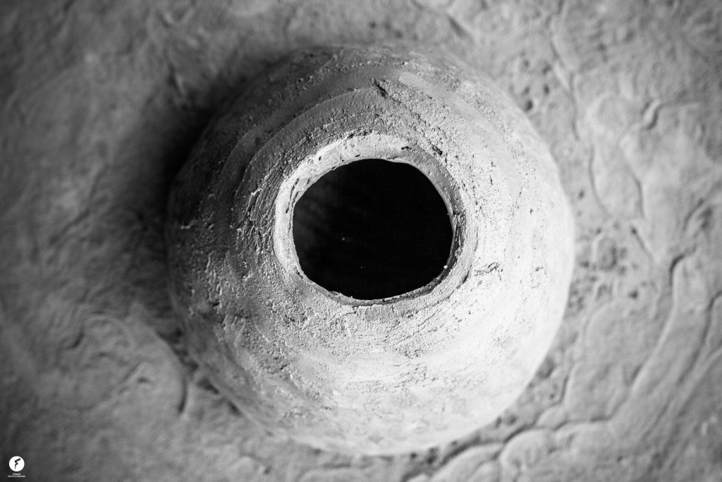monwaih's tweet photo. #ArrêtsSurImages 

Dites bonsoir aux braves potières de Sè,  ces femmes qui fabriquent des pots,  plats et autres objets à base d'argile.  Un festival d'art et de culture 😍

📷 Yannick Folly https://t.co/kekyfkWEww