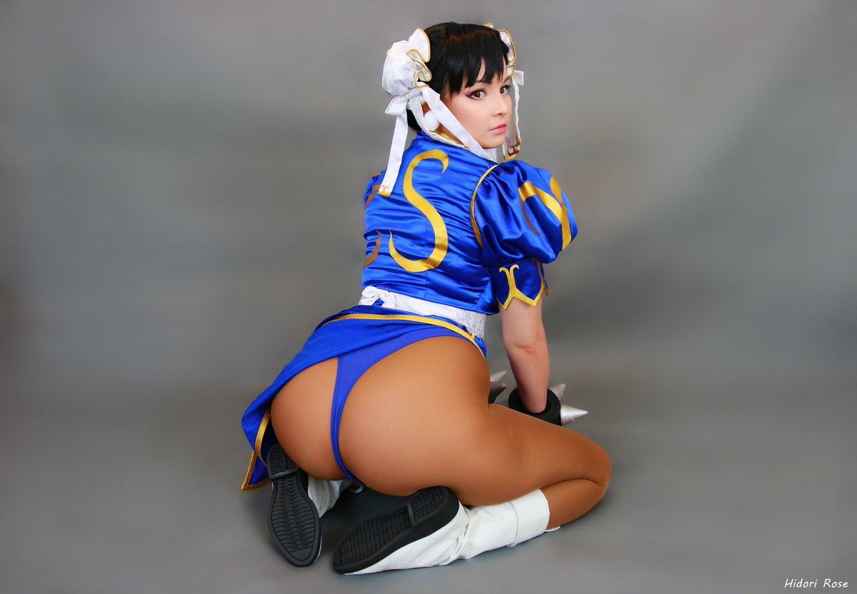 ...ow.ly/J0aG30k1Y6m #chunli #cosplay #StreetFighter* K.O.#cosplaygirl.