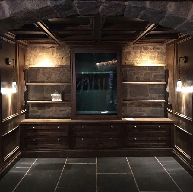 greensmithInter's tweet image. Completed room which certainly has the wow factor along with oak coffered ceiling by Greensmith Interiors #handcrafted #design #woodwork greensmith-interiors.co.uk #uk #style