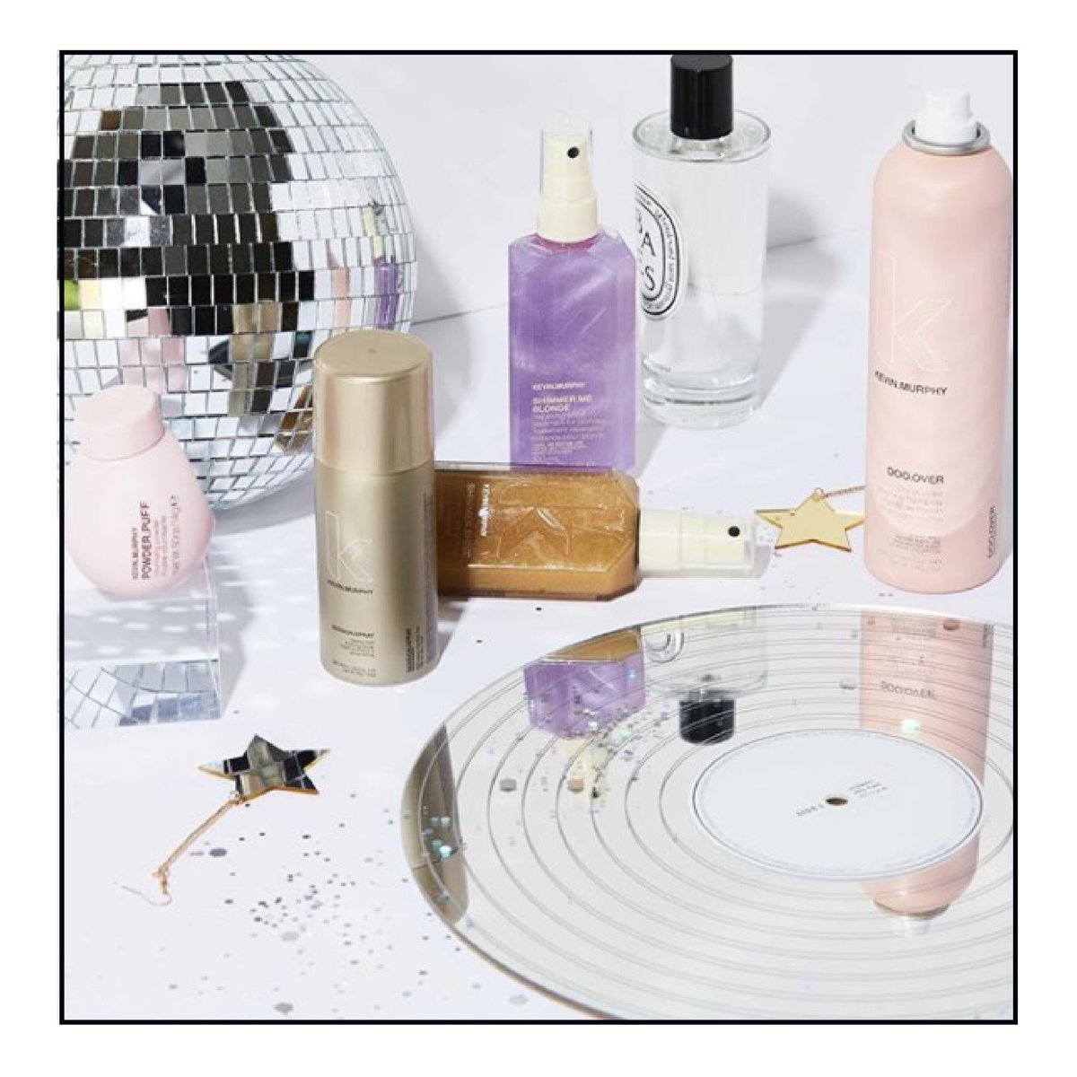 KarenMarieSalon's tweet photo. NEW YEAR.... 2018! Lets keep the shimmer shine going......
#nye #resolutions #newhair #rehab #partymore #karenmariesalon #bucktown #2018 #ownit @KevinMurphyIntl @KarenMarieSalon https://t.co/E7q32Z8jJ1