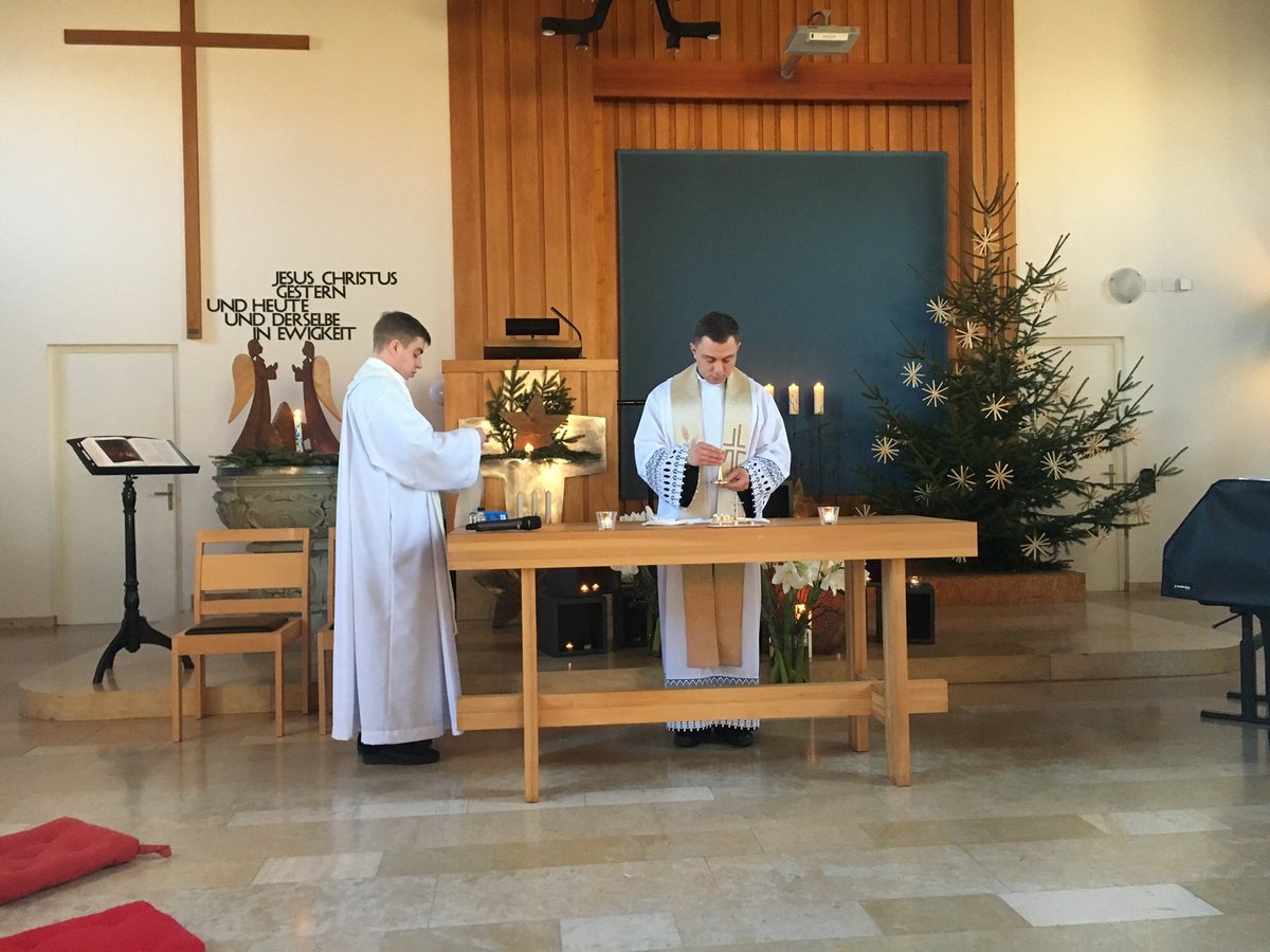 TChojnice's tweet photo. #taizebasel https://t.co/sPfKKIyhRb