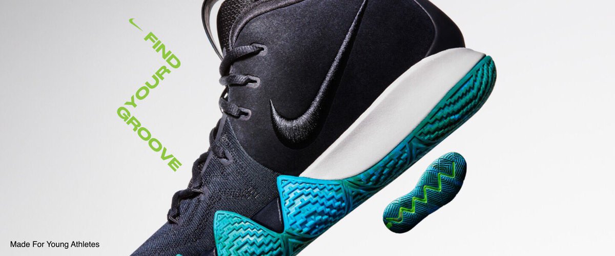 champs sports kyrie 4