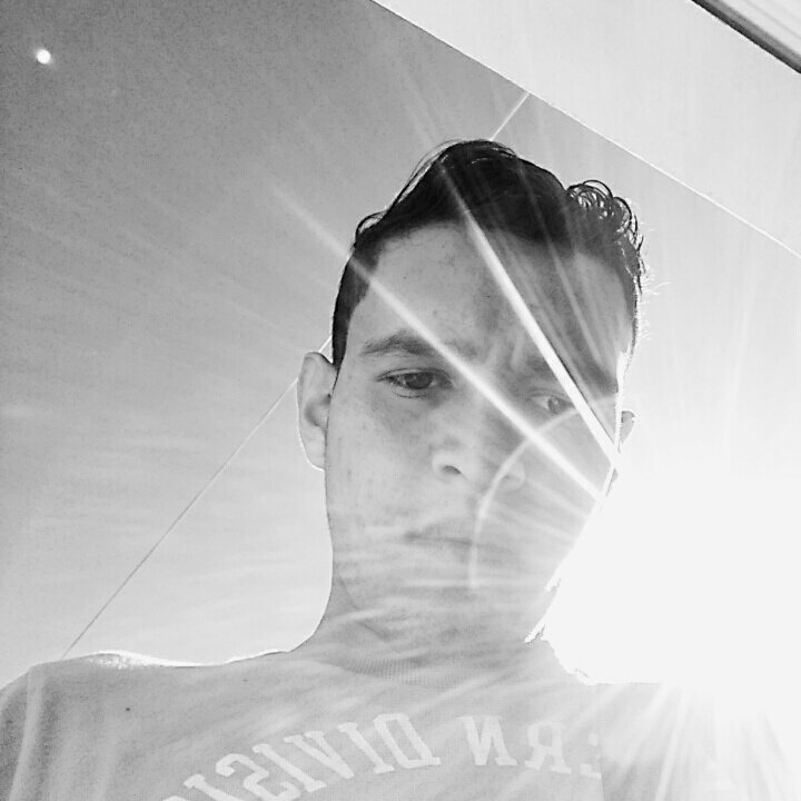 ENRRYT85102's tweet photo. #NuevaFotoDePerfil https://t.co/RYzWGwHc5W