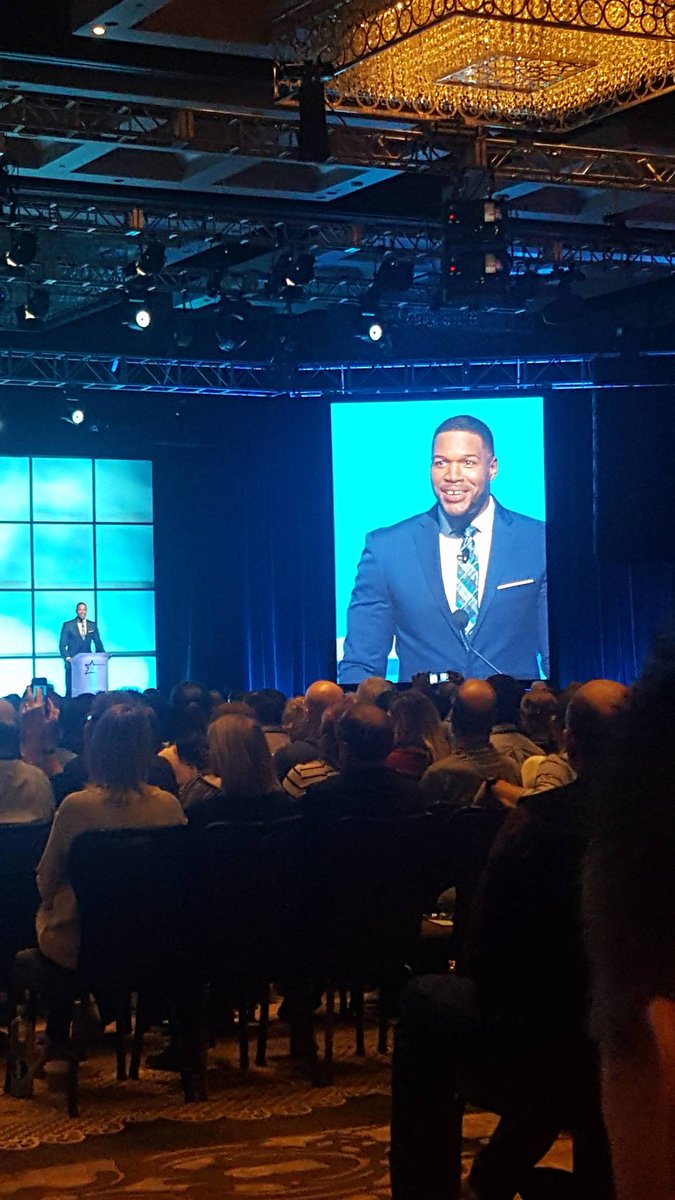 Excited to hear another great speaker at #StarkeyExpo - crowd.cc/s/1luiM