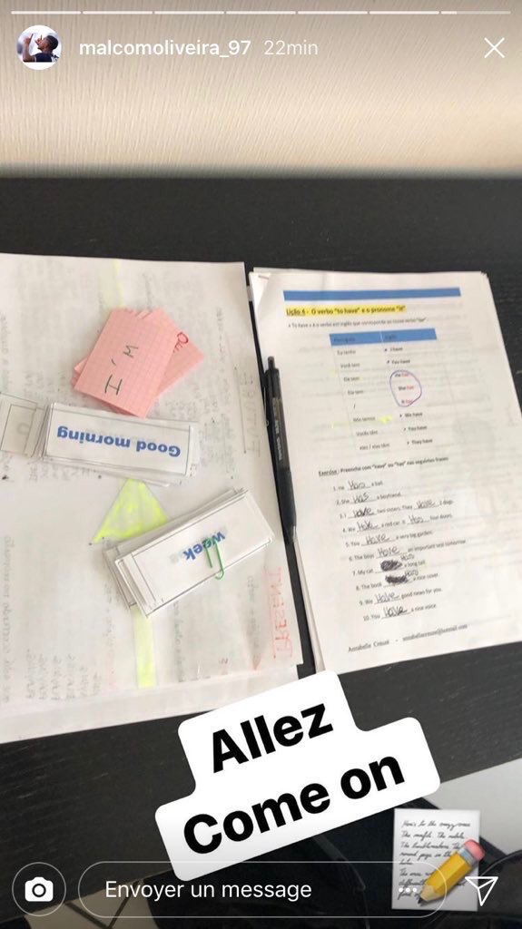 DevilsNoticias's tweet photo. Malcom postou no seu instagram que está estudando inglês. Será isso uma pista do seu próximo destino?

#MUFC https://t.co/Q8dmbvOc8W
