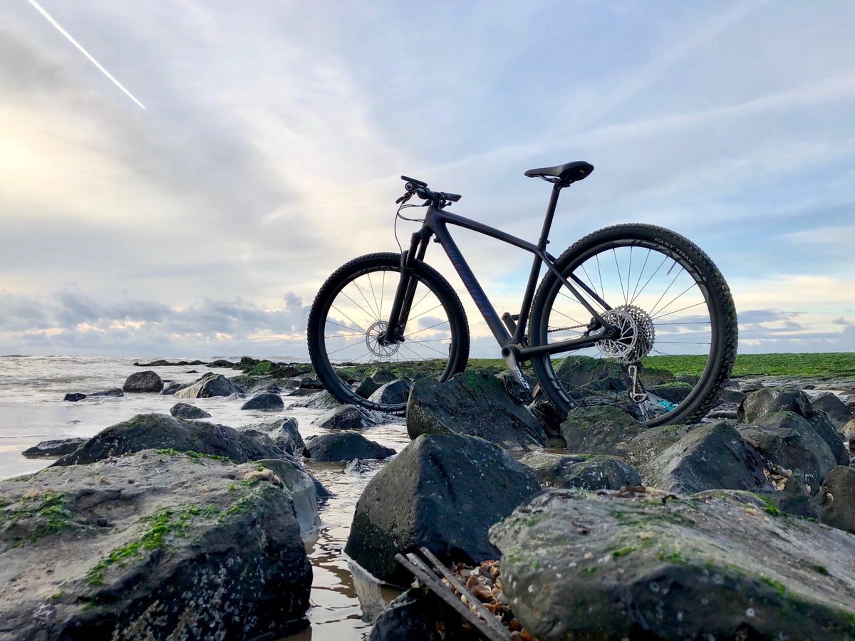 Go out. Go off-road ! 

<a href="/iamspecialized/">Specialized Bicycles</a> <a href="/Specialized_UK/">Specialized UK</a> #Specialized #SchoorlseDuinen #Fietsen #cycling #cyclingphoto #cyclist
