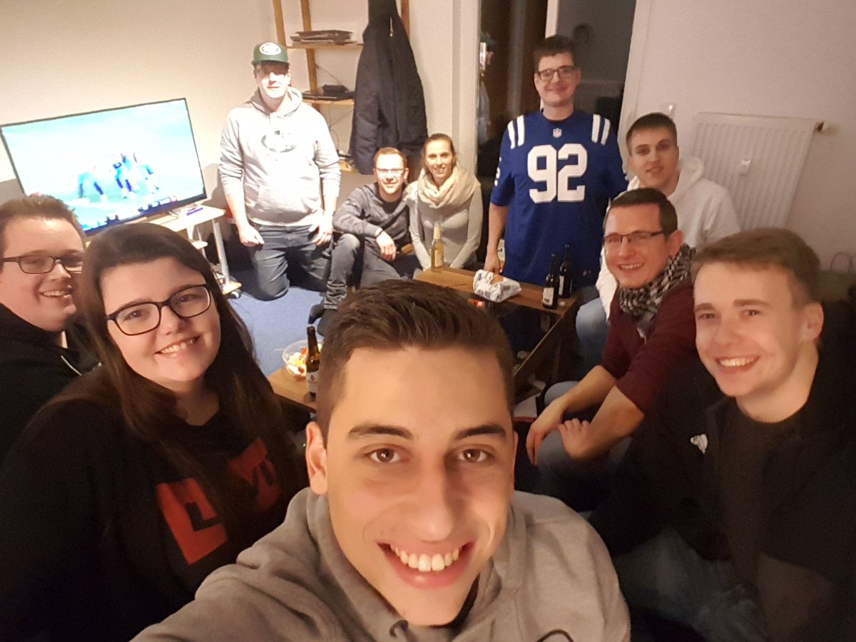 den_isee_'s tweet photo. #ranNFL #NFLPlayoffs #TENvsKC 
@Icke41 https://t.co/LXErmABrOR