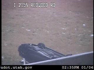 SLCScanner's tweet photo. #MultipleAccidents Throughout the valley. Please slow down #BuckleUp and #ArriveAlive If you see a @UTHighwayPatrol #Trooper #MoveOver and put a safe distance between you and the incident. #AlwaysMoveOver https://t.co/79GBidmlpt