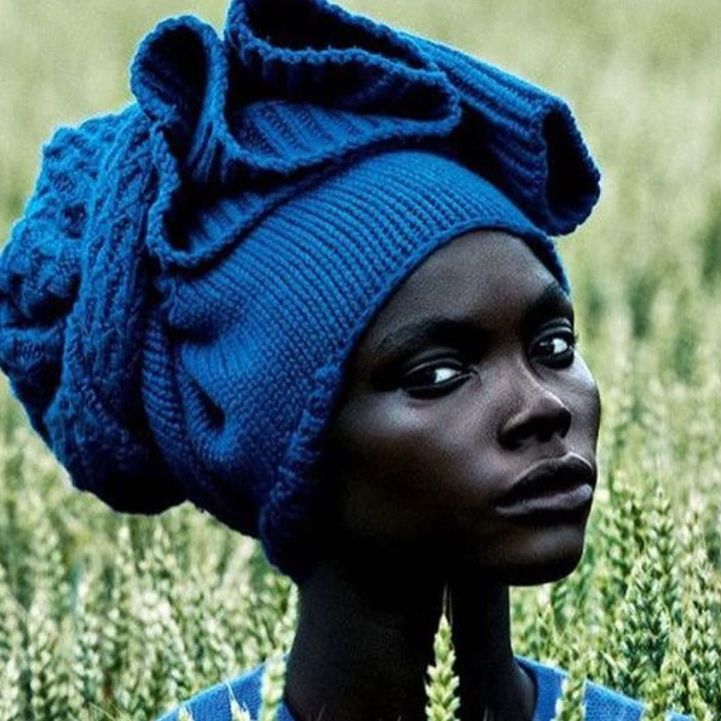 BrideMinded's tweet photo. #fashionphotographyappreciation Model Jenelle Williams Photographed by Julia Noni in @Cocoon” for Vogue Germany @fashionphotographyappreciation Stylist Kathryn Schiffner. Hair Joseph Pujalte. Makeup Hugo Villard #beauty #stunningface 💙 https://t.co/rVHsQqaDz4 https://t.co/nEjPjJOg0v