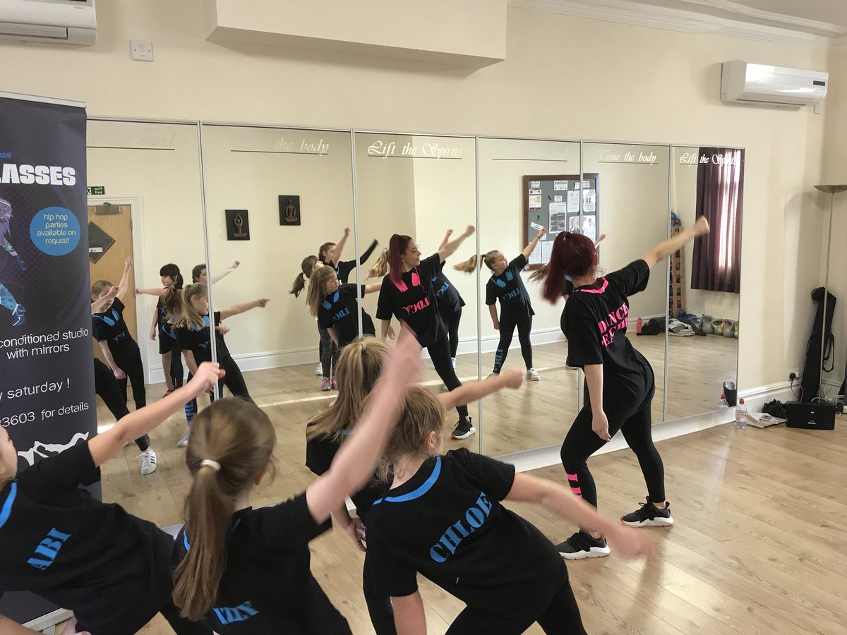 LDC_Dance's tweet photo. What a great start to 2018. Very happy to see lots of new and familiar faces today! Smashed it guys!  💕 Dont forget Chris &amp; Wes workshop next Sunday 👏🏻👏🏻👏🏻👏🏻 https://t.co/AbINJcrVRj
