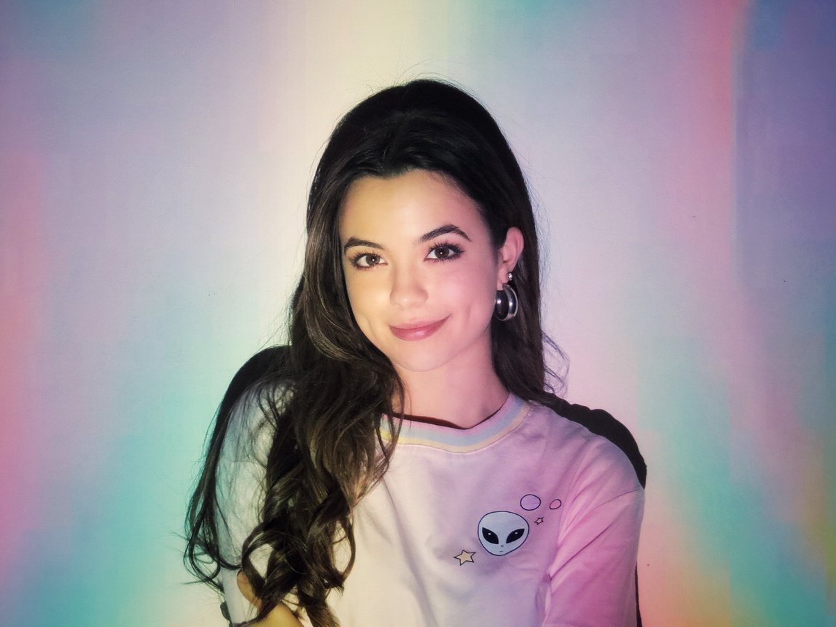 VanessaMerrell's tweet image. Thank you for 1M on instagram ❤️