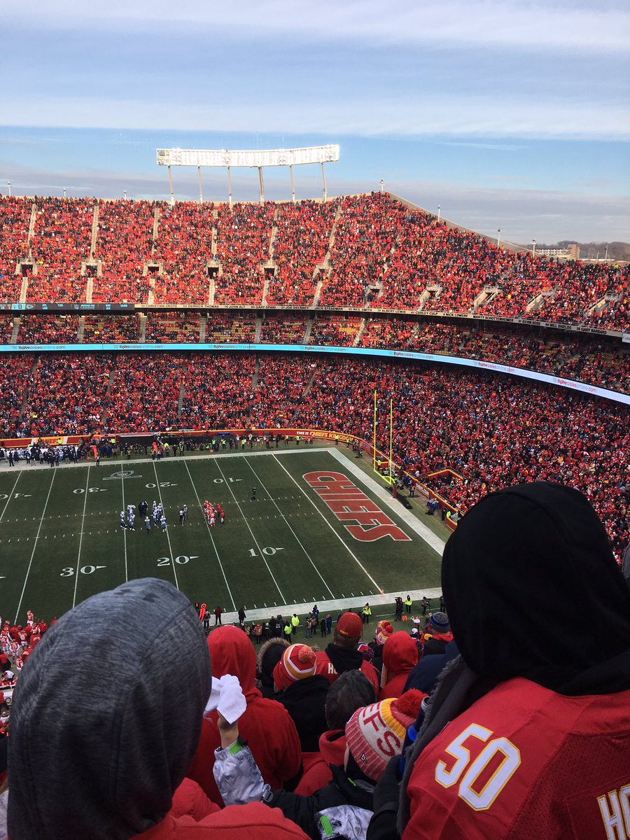 GradyJacobs's tweet photo. Let's go Chiefs!!! #ChiefsKingdom #Dillydilly https://t.co/p8uLER8b7Y