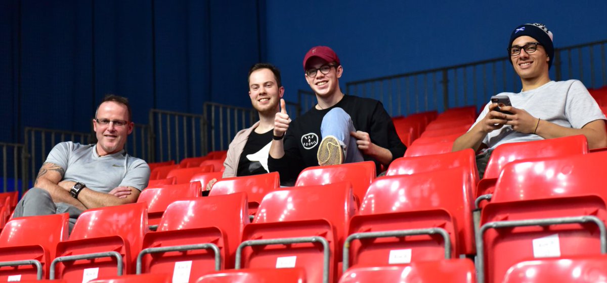 BJOsquash's tweet photo. meanwhile, behind the front wall ... https://t.co/fbn7Y48FMh