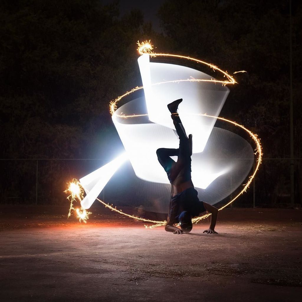 andriezzo's tweet photo. One night with the bboys 💪🏻 #lightpainting #bboy #lightpainter #bboying #breakdance #concrete #dance #dancer #pose #lighttubes #tubetribe #olympus #olympusitalia #inspired #livecomposite @olympus_italia #urbanstyle #bboy4life #lightpainted https://t.co/JFcknGvlV6 https://t.co/xLuT8GmZka