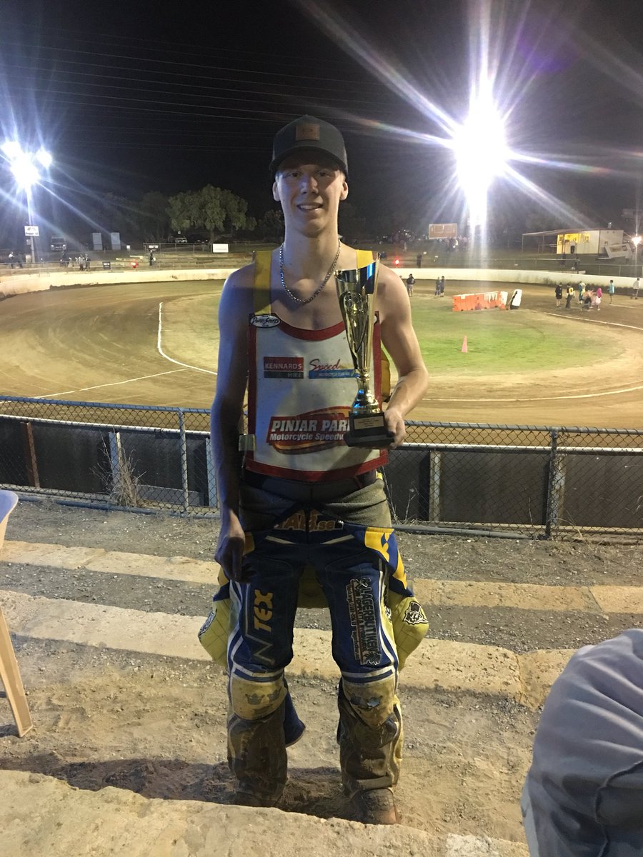 3 place for me tonight 🤙🏼🤙🏼 #pinjarpark