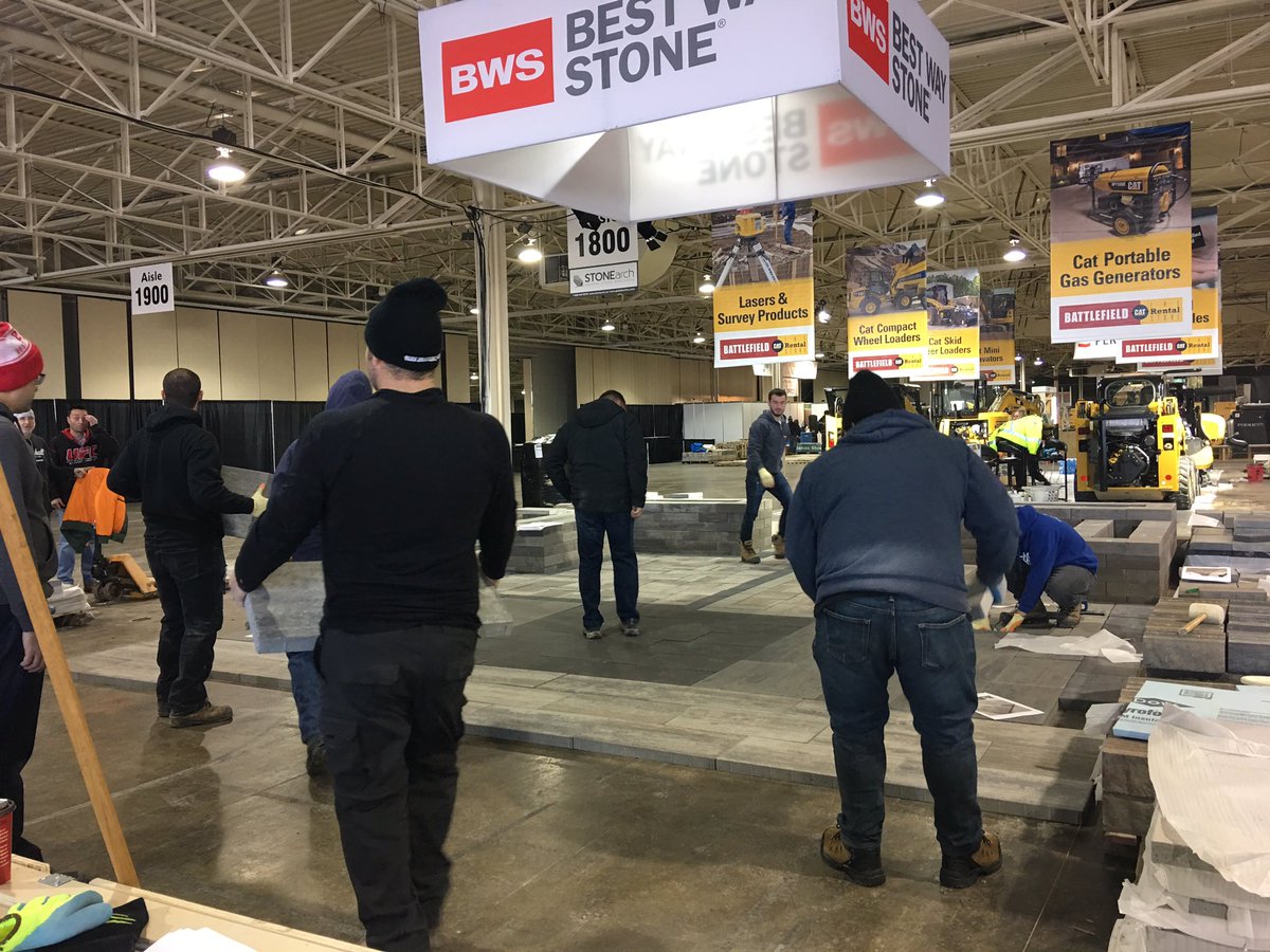 jpacitto's tweet photo. RT BestWayStone "RT EricaPignatelli: Our booth locongress coming together nicely with our amazing #BestWayFam team! #LOCongress #Booth1772 https://t.co/gphdLJ4JbR"