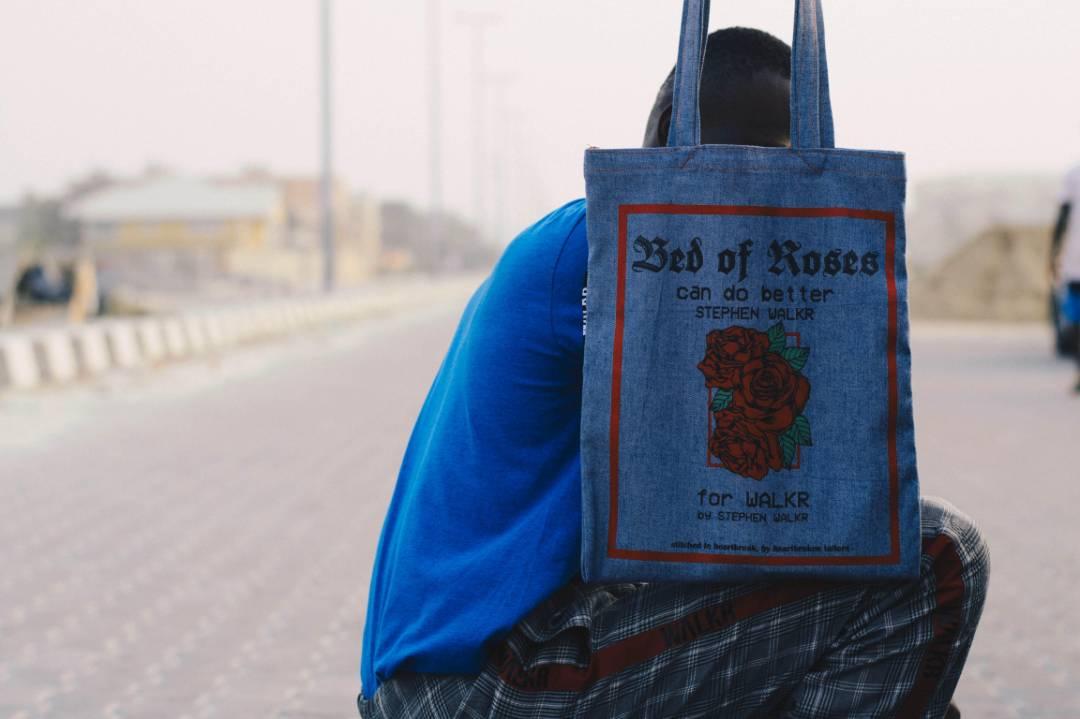seyiadeliyi's tweet photo. Bed of Roses Can do Better

A Capsule Within A Volume

Will be available on Sunday, 7th January.

For @walkrwalkr, By @stephenwalkr #BORCDBSW https://t.co/i89UH8vVMV