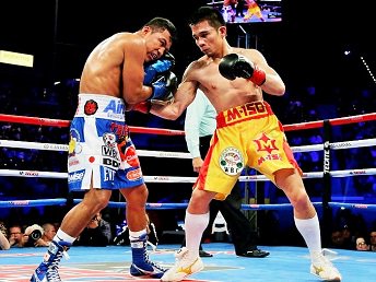 TheFightCity's tweet photo. Some decisions are difficult, but which KO deserves 2017's Knockout Of The Year Award really isn't one of them. Check it out: https://t.co/poGUSFSw2a #Boxing #KO #Knockout #Boxing2017 @srisaket_ssr https://t.co/fDLauc2DsG