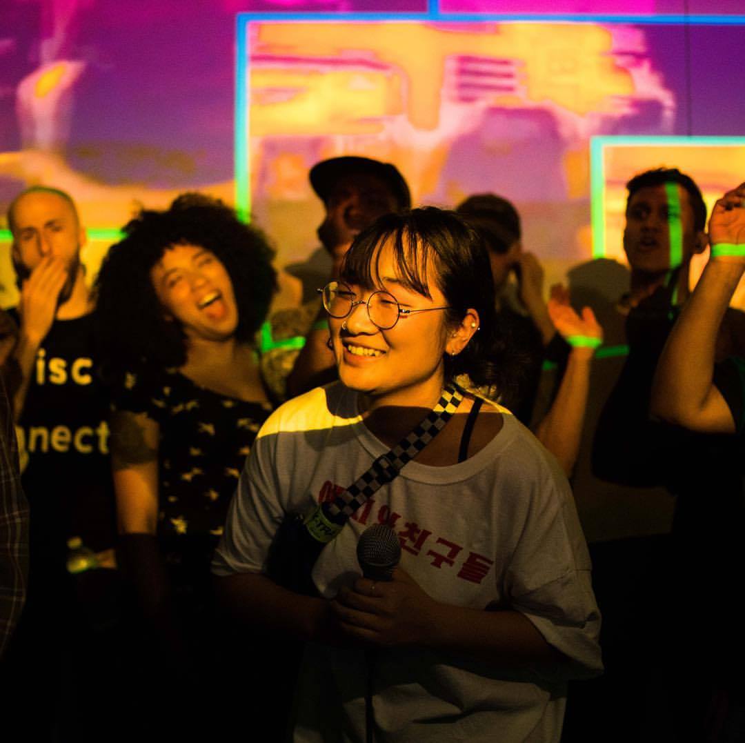 Who To Watch in 2018: Yaeji

"Her music is tinted with underground tones...simultaneously, her almost Drake-esque, autotuned hooks bring her into a space relatable to even the most pop incline music fan."

nesthq.com/best-of-2017-w…