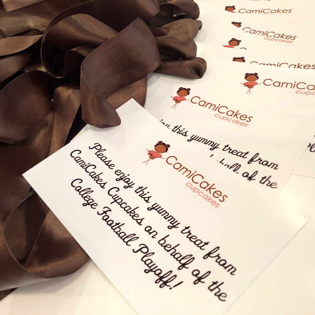 CamiCakes's tweet photo. Thank you @cfbplayoff for selecting our yummy cupcakes for to treat our champions! #welcometoatlanta #camicakes #cupcakes #collegefootball #uga #bama https://t.co/Ol5oBjzcj4