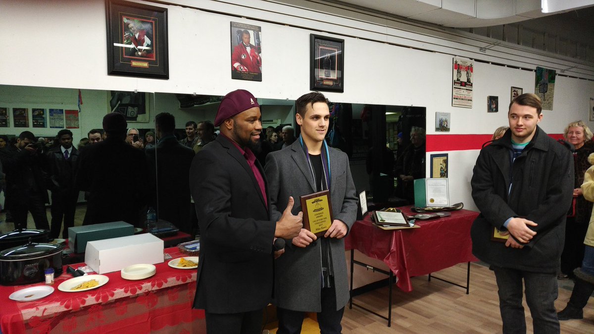 berryonline's tweet photo. Last night, I was pleased to join @FitzroyTheWhip, his boxers, clients & friends as we celebrated 15 years of his boxing & fitness gym and thanked him for all he does for youth in our community! #Leadership #WithHopeItsPossible https://t.co/RPuO3VSl57