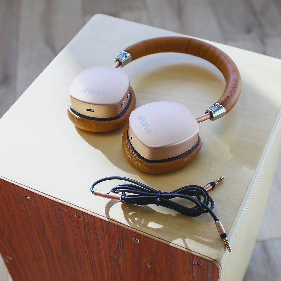 ShopSharkk's tweet image. Sleek design with golden sound, the Sharkk Aura. ift.tt/2D191SA