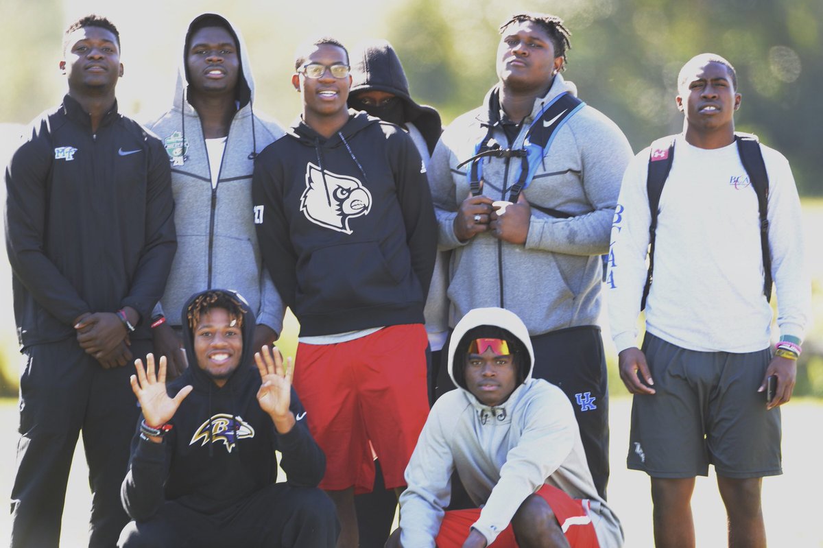rahemefuller's tweet photo. 🤷🏾♂️ https://t.co/ByAigjhGhG