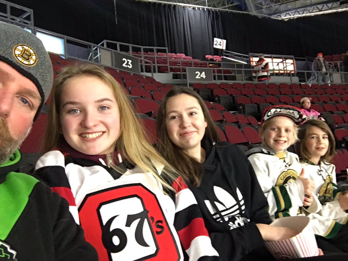 Keeebler's tweet image. Brought this Brood with me today in the freezing cold to cheer the @Ottawa67sHockey Let's whoop them Petes!  #AllConnected #needelectronics