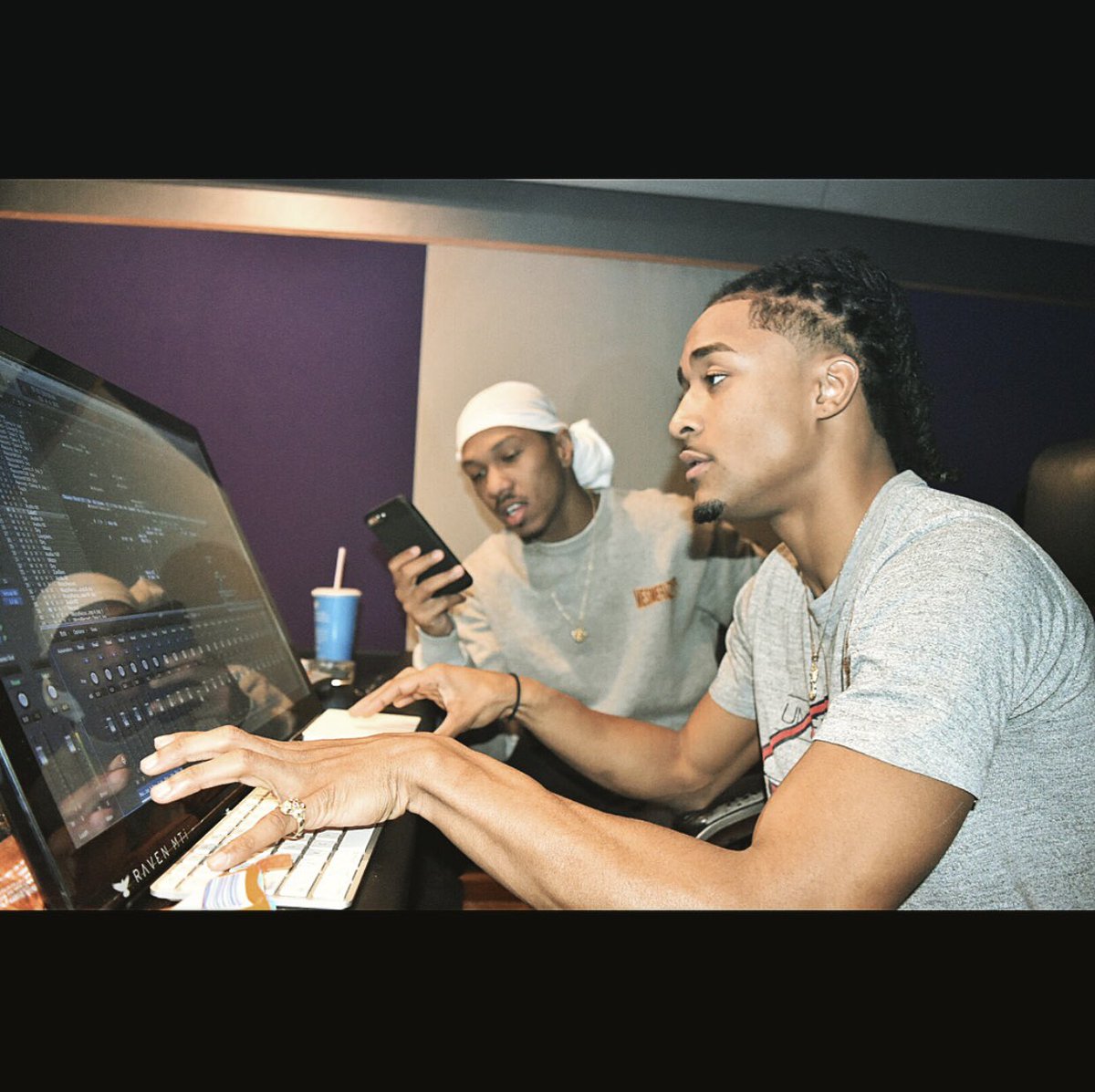 Dopeski_Ent's tweet photo. #comingsoon @ZaeFrance @mizzylott @MizzyLott_32 #hiphop #RnB #dopeskient β· https://t.co/Fn5NlRmIJN