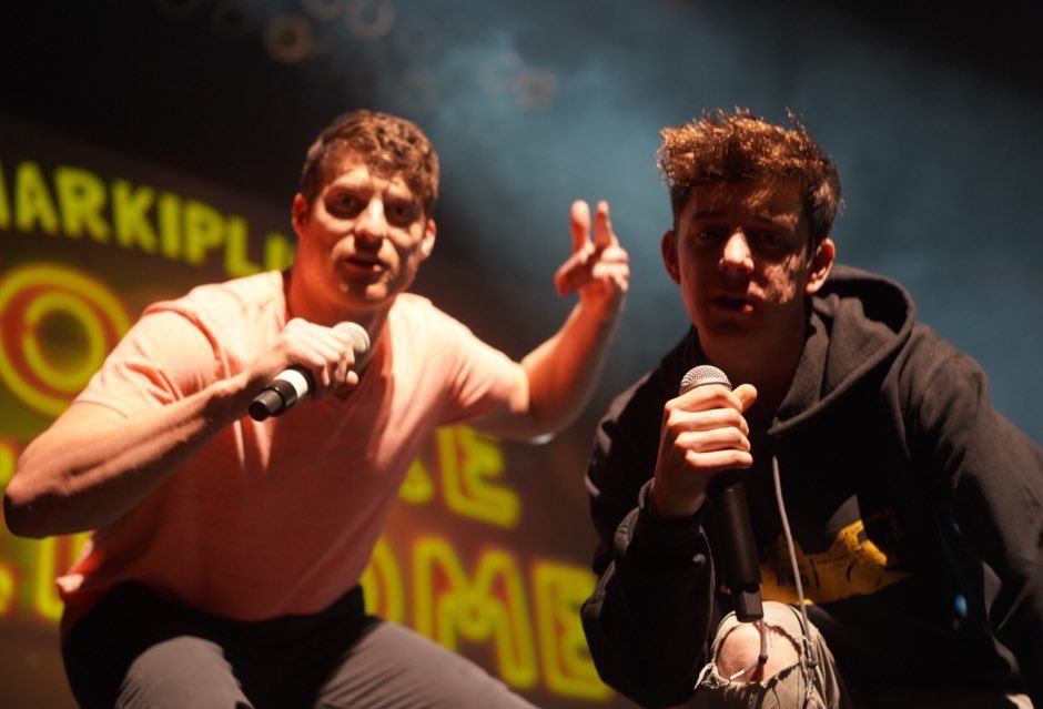 lethalclout's tweet image. they look like they’re ab to drop the hottest mixtape of 2018