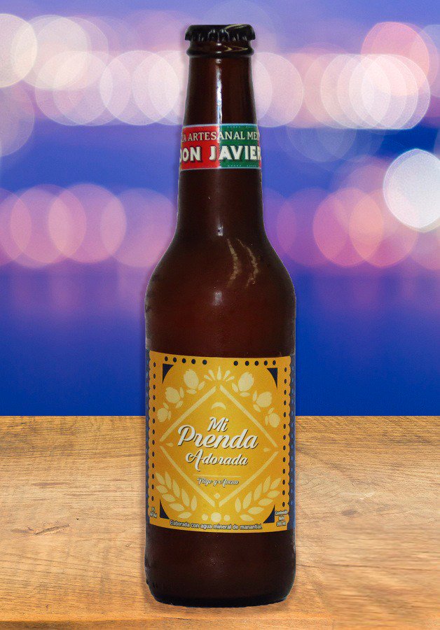 cervezadnjavier's tweet photo. Este día de Reyes a quien le salga el niño Dios en la rosca...  le tocan los tamales e invitar una Cerveza Artesanal Mexicana Don Javier a los invitados 😂👌 🍻👑 

Visita nuestro sitio web y conoce nuestros estilos. 

https://t.co/g4qVxGzFpg
#CervezaArtesanal #HechoEnMéxico https://t.co/Gqjwtoe35A
