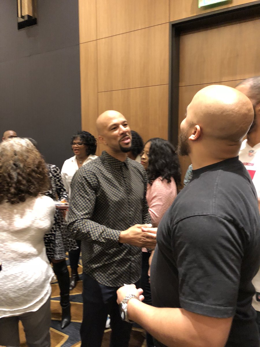ib2_real's tweet photo. Power ✊🏽with @common 
#ImagineJustice https://t.co/hTxyC90Ly2