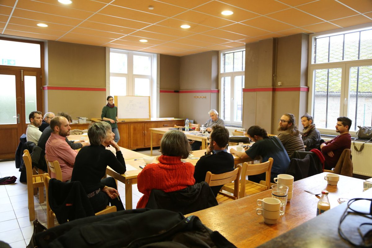 urbAgora's tweet photo. L’équipe d’urbAgora a passé la journée en mise au vert à #ComblainAuPont. Au menu : évaluation du travail des dernières années et réflexion sur les orientations de long terme. Prochaine grosse échéance : le festival @avrilenville, d’ici 3 mois ! https://t.co/GAW8IjJZHp