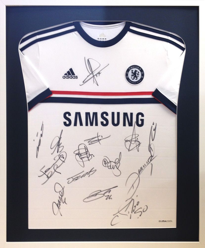 PremierFraming's tweet photo. So you got an awesome signed shirt for Christmas? We'll guide you through the various framing packages we offer. Today is...

Silver level - this is a great entry point for anyone looking for a traditional framed shirt, starting at £115

See our website: https://t.co/fsgDDbi2hw https://t.co/Dhy9rbulRX