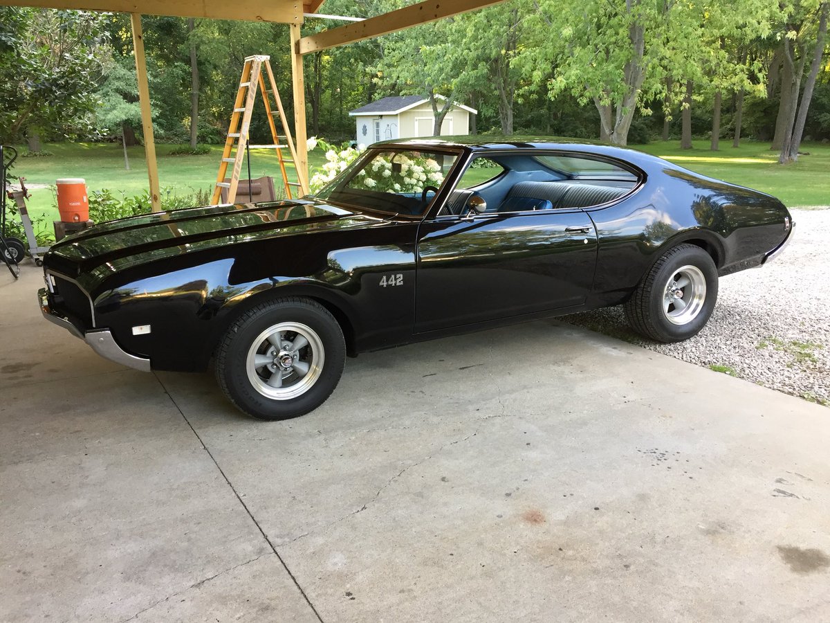 atomic_speed's tweet image. 1969 Oldsmobile Cutlass 442 if you want to see the build come together head on over to Atomic Speed Garage on YouTube.