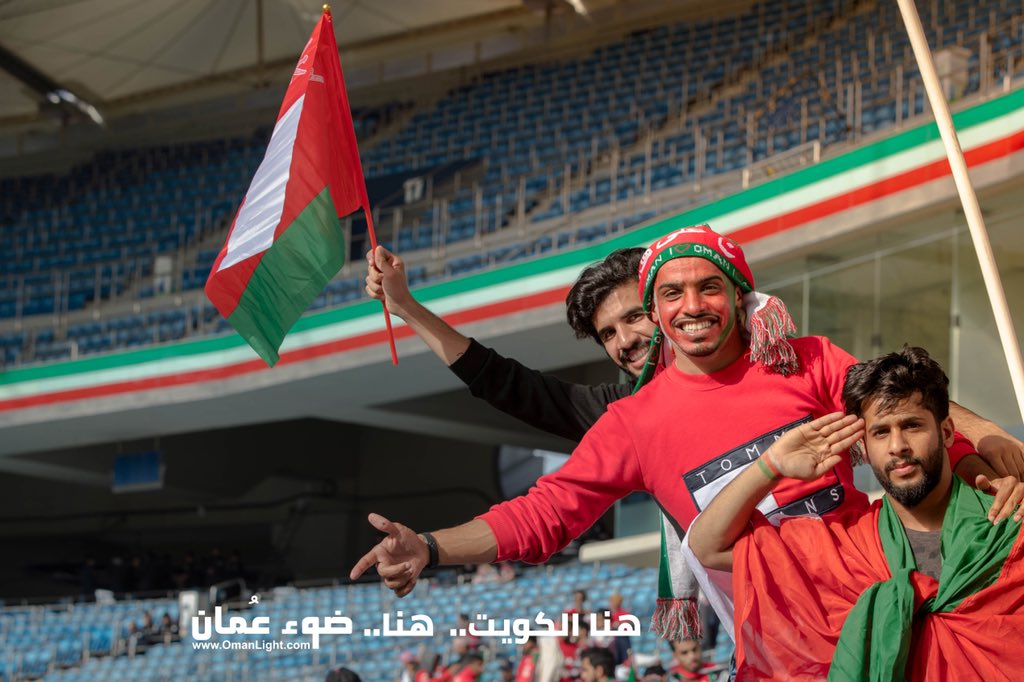 omanlight1's tweet photo. 6-
#الامارات_عمان 
#عمان_بطل_خليجي23
#من_عمان_شكرا_الكويت https://t.co/Job79V3IDm