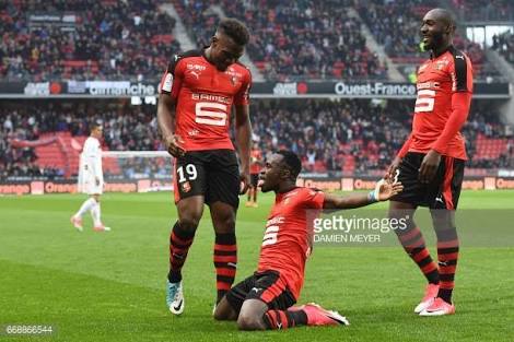 RDCAFRIQUEFOOT's tweet image. Bournemouth propose une somme de plus de 10 millions à Rennes pour s'offrir le service de Firmin Mubele.