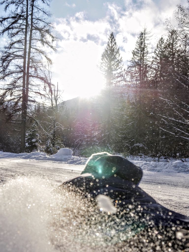 tuckerkanderson's tweet photo. Sledding crystals π«
#snowcrystals #snow #sledding #sunlight
#explorebc #explorecanada #bcisbeautiful #findingawesome #powerdownbc #explorecanada #kootsrocks #pnwonderland #theglobewanderer #visualoutbreak #exploreconserveenjoy #pnwexplorations #keepitwild #simplyadventure https://t.co/pMygEGjNSK