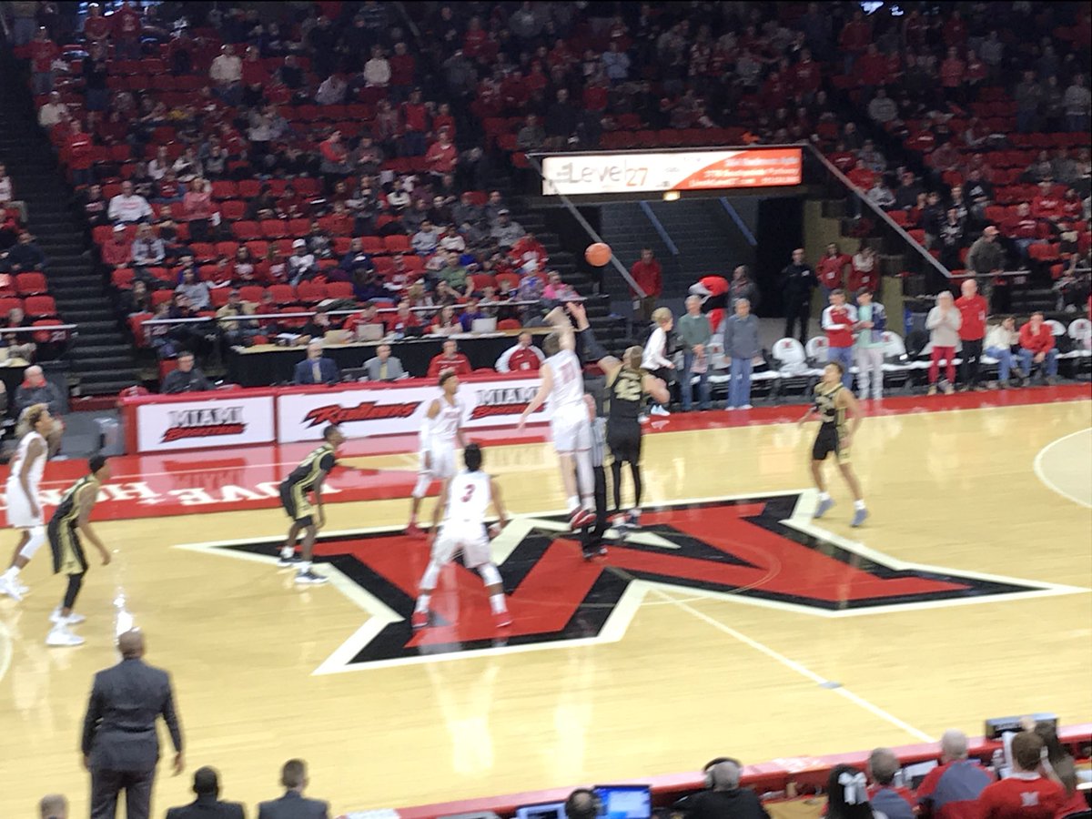 coach_crowell's tweet image. Let’s Go @MiamiOH_BBall!!💪👊#BeatWMU #OneMiami