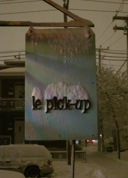 dlpu's tweet image. Dû  à une urgence avec notre système de chauffage, le Pick-Up sera fermé le  samedi 6 janvier &amp;amp; dimanche 7 janvier.  Désolé, restez bien chauds, à bientôt!
Due to a heating emergency, the Pick-Up will be closed Saturday January 6 and Sunday Jan 7. Sorry, stay warm, see you soon!