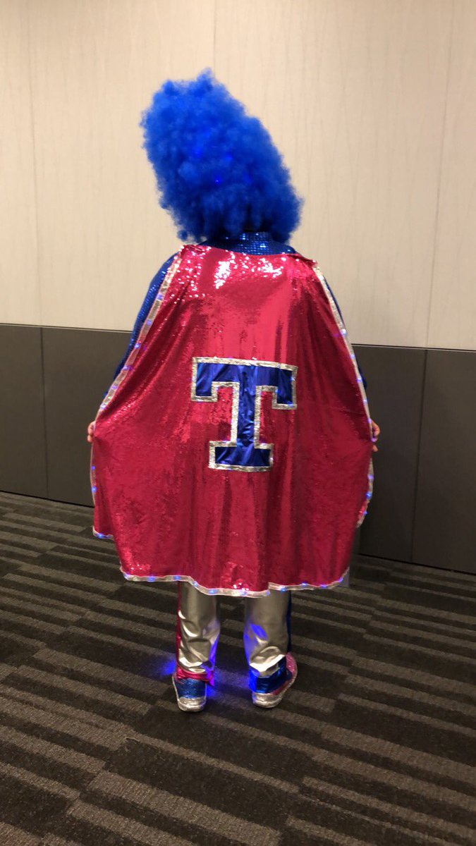 Turner’s All Stars dads know how to turn up here at #Cheerlebrity