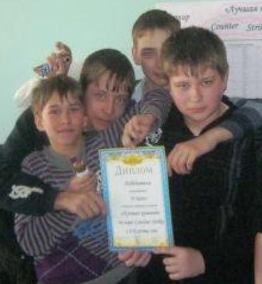 vitavlat's tweet photo. @Emissar_138 Мне почему-то кажется что ты слишком хорош для этой команды... https://t.co/yKkUaNVCBp