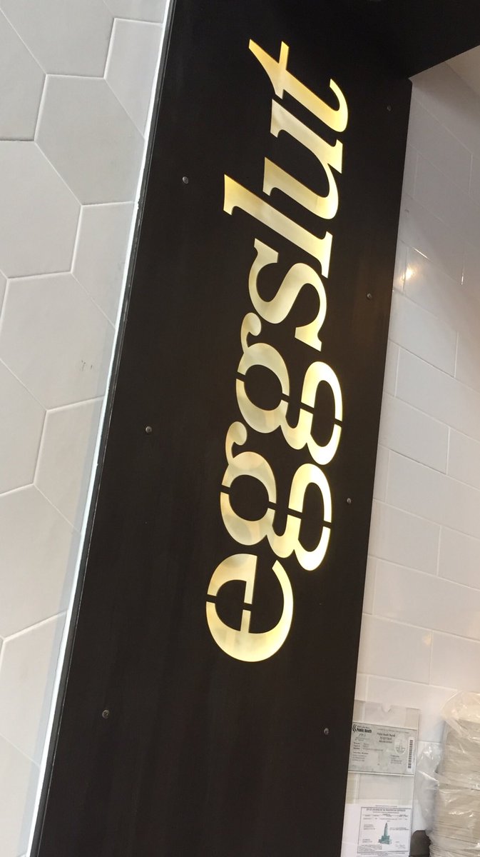 The_Game_Viking's tweet photo. Yeee #eggslut #latebteakfast https://t.co/0s8uqUxEpL
