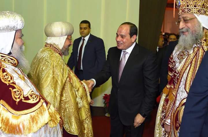 يا ترى المحبة.. يا ترى الفرحة اللي احنا شايفينها دي .. تساوي كام.. تساوي إيه
ليه احنا مش شايفين الخير والسعادة بينّا وبين بعضنا.. ليه  إحنا مش شايفين غير الأذى..
...خلّي بالكم..  إنتم أهلنا .. وإنتم منّنا.. واحنا واحد.. ومحدّش أبداً أبداً هيقدر يقسّمنا.. أبداً