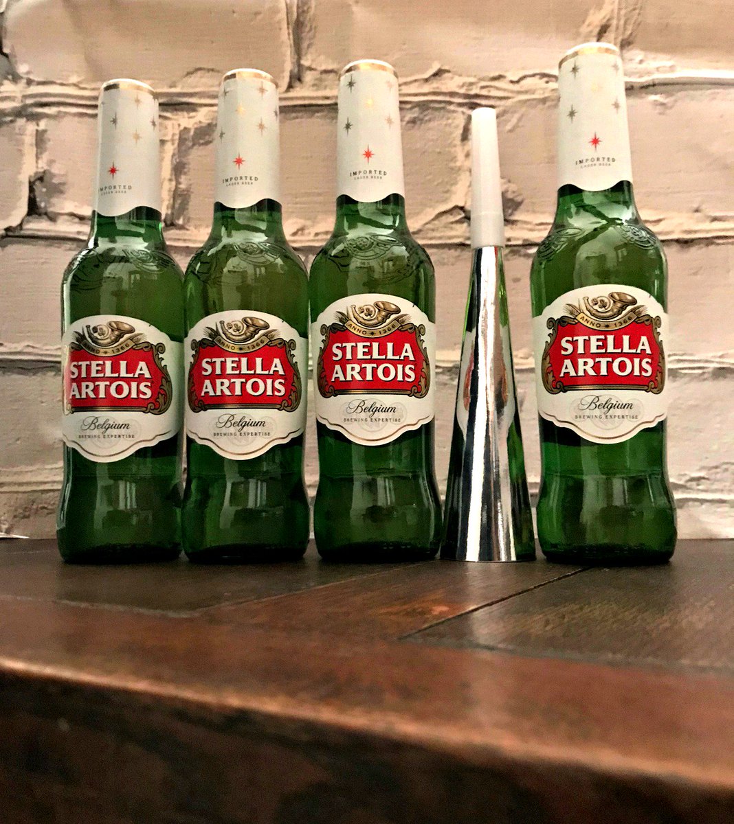 StacieinAtlanta's tweet photo. We celebrated ringing in 2018 with @StellaArtois & saved money doing it! BUY two 18-packs of Stella Artois & EARN $8 in #cashback with the @IbottaApp! Resolve to drink #StellaArtois and have a Happy #NewYear! #AD #msg421+ https://t.co/FA0vtFmTSD #newyearsresolutions https://t.co/NsUmM6aNgV