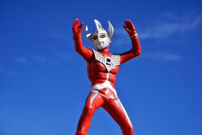 ガシャポン特撮部さん と Suekichiii のやりとり 1 Whotwi グラフィカルtwitter分析