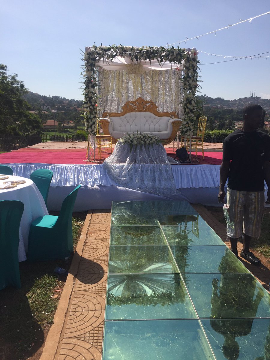 nate_events's tweet photo. Ivan weds moureen,#Nateevents made it colorful. https://t.co/Q5QlMz2faU