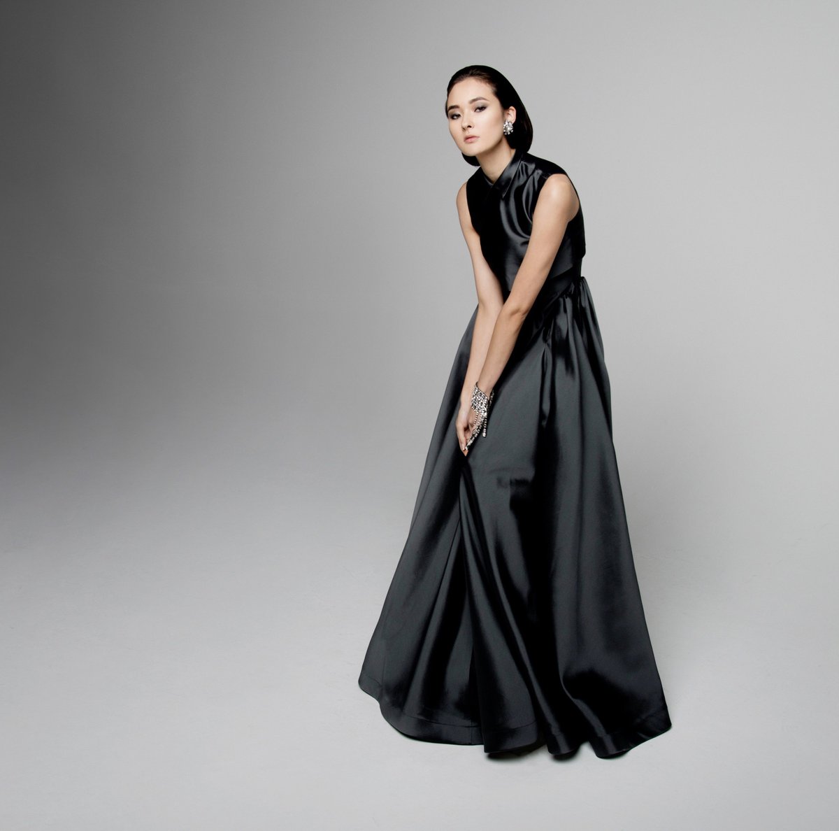 Today is the last day to shop our Boxing Day Sale! 
We've still got some beautiful items at up to 50% off - including this #GretaConstantine this dress #TheWAWay #WardrobeApparel
Shop the sale now: ow.ly/8xVc30hCzCB