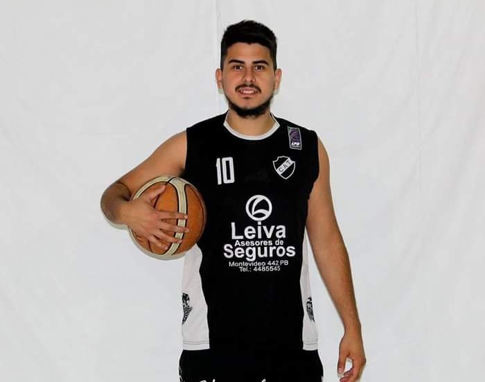 SantaFeBasket's tweet photo. #B_Rosarina | @CAUnionOficial se refuerza con la llegada del pivote ex Temperley Hugo López. Sigue el mismo plantel con Prat, Vignoli, Ruiz, Giacomino, Isola, Mengarelli, González, Cipollone, Downes, Cannata y Colazo. El Dt será  @ldmartincoach https://t.co/Dcx72a6FAU
